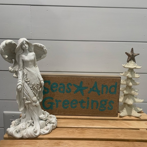Coastal beach holiday decor- Star fish tree, holiday sign, and sea angel. - Picture 15 of 15